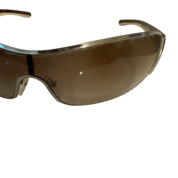 AUTHENTIC Prada wrapped Sunglasses trimmed in Silver - Picture 8 of 11